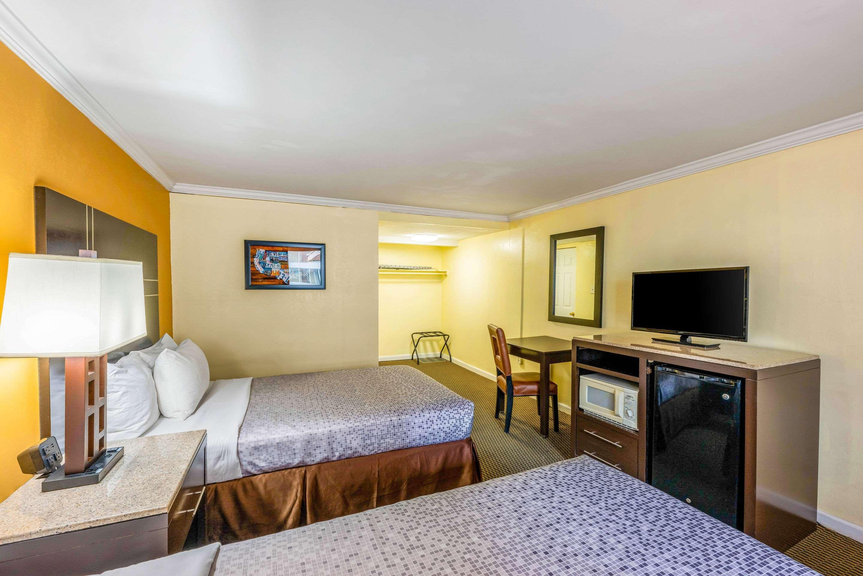 Econo Lodge Beach And Boardwalk Atlantic City Exteriér fotografie